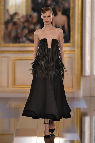 Look 23